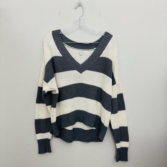American Eagle Gray And White Striped Knit V Neck Pullover Sweater Women’s S - Picture 1 of 7